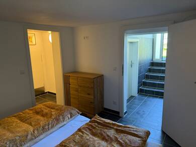 Wohnung zur Miete 850 € 2 Zimmer 55 m² Lindenthal Leipzig 04158