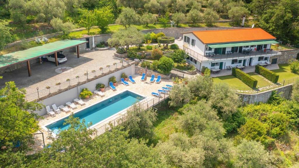 Villa zum Kauf 980.000 € 18 Zimmer 360 m² 4.000 m² Grundstück Meerblick Imperia 18100