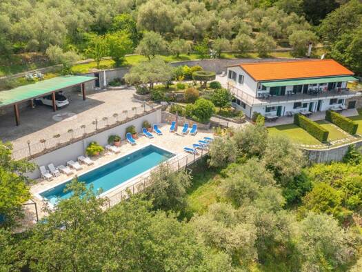 Villa zum Kauf 980.000 € 18 Zimmer 360 m² 4.000 m² Grundstück Meerblick Imperia 18100