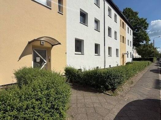 Wohnung zur Miete 450 € 2 Zimmer 48,3 m² 4. Geschoss frei ab 01.11.2026 Karl-Bücher-Straße 16 Paunsdorf Ost 04328