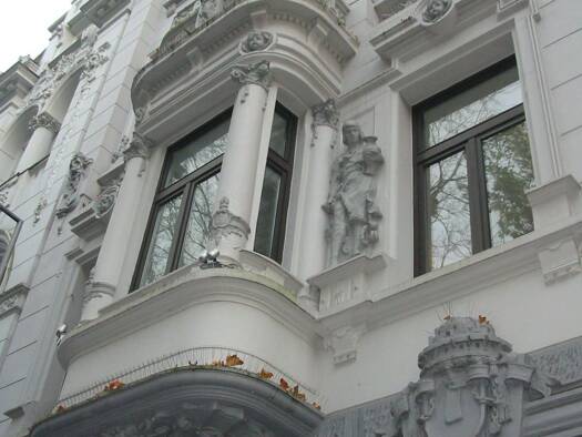 Wohnung zur Miete 1.090 € 2 Zimmer 86 m² Geschoss 2/3 frei ab 01.08.2026 Oppenhoffallee 116 Aachen 52066