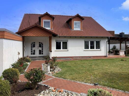 Wohnung zur Miete 1.790 € 6 Zimmer 156 m² Großenritte Baunatal 34225