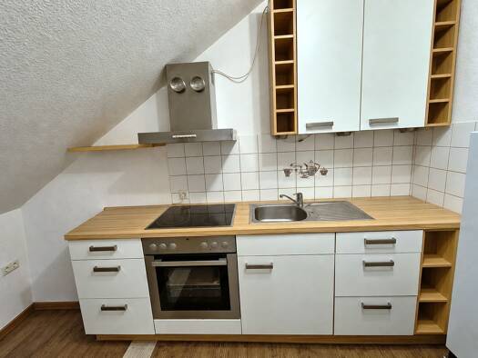 Wohnung zur Miete 300 € 2 Zimmer 43 m² Geschoss 3/3 frei ab 01.12.2026 Sonneberg Sonneberg 96515