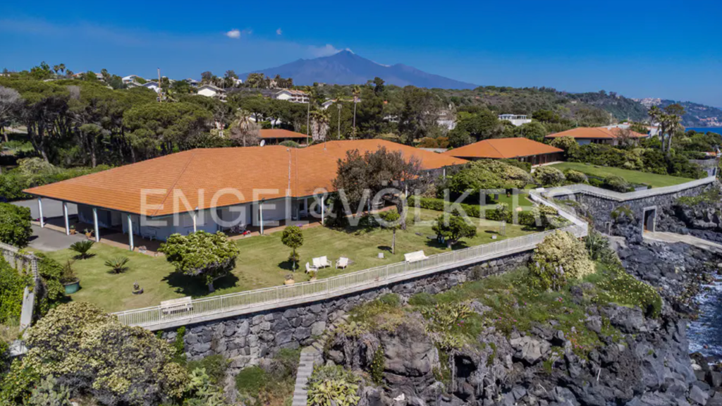 Haus zum Kauf 3.000.000 € 10 Zimmer 340 m² 1.800 m² Grundstück Via dei Maceratoi 4 Acireale 95024