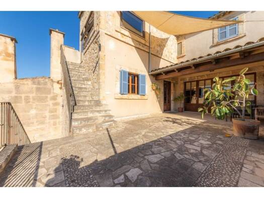 Villa zum Kauf 650.000 € 4 Zimmer 260 m² 295 m² Grundstück Petra 07520