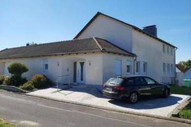 Einfamilienhaus zum Kauf als Kapitalanlage geeignet 339.998 € 7 Zimmer 199,4 m² 679 m² Grundstück Brauerschwend Schwalmtal 36318
