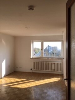 Wohnung zur Miete 443 € 1 Zimmer 35 m²<br/>Wohnfläche 5.<br/>Geschoss 02.12.2024<br/>Verfügbarkeit Bessemerstr. 51 Schafhof Nürnberg 90411