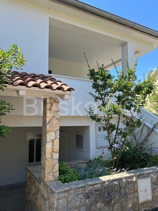 Haus zum Kauf 850.000 € 6 Zimmer 157 m²<br/>Wohnfläche 351 m²<br/>Grundstück Hvar Vrboska