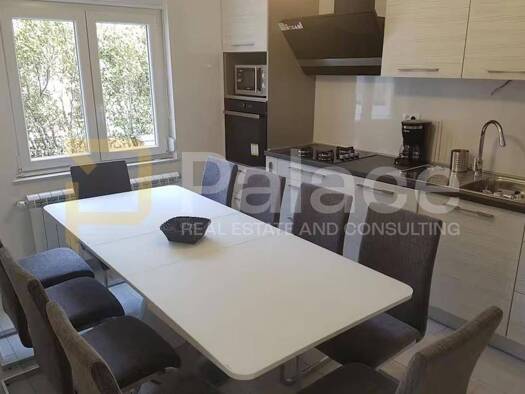 Wohnung zur Miete 250 € 3 Zimmer 224 m² 1. Geschoss Kostrena 51221