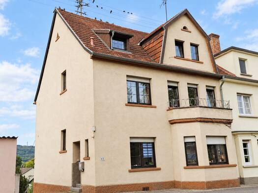 Doppelhaushälfte zum Kauf 199.000 € 9 Zimmer 212 m² 474 m² Grundstück frei ab 01.04.2027 Mottener Straße 61 Lebach Lebach 66822