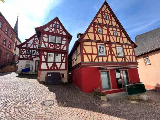 Haus zum Kauf als Kapitalanlage geeignet 790.000 € 20 Zimmer 250 m² Grundstück Klingenberg Klingenberg a. Main 63911