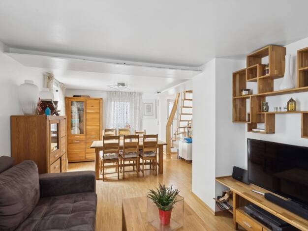 Mehrfamilienhaus zum Kauf 698.000 € 9 Zimmer 163,7 m² 153 m² Grundstück Wangen Stuttgart 70327