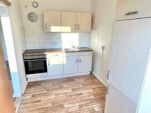 Wohnung zur Miete 360 € 3 Zimmer 58,1 m² 3. Geschoss Hamburger Allee 116 Mueßer Holz Schwerin 19063