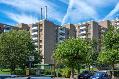 Wohnung zur Miete 848 € 4 Zimmer 96,8 m² 2. Geschoss Albert-Schweitzer-Straße 17 Steinbüchel Leverkusen 51377