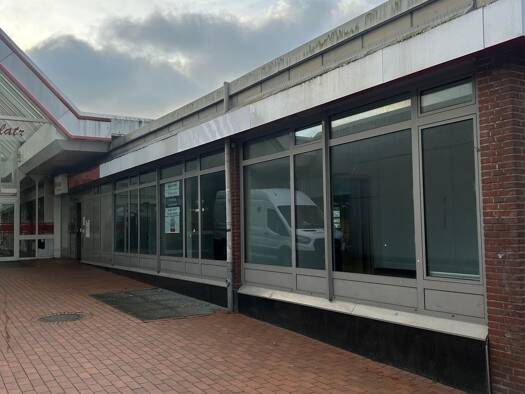 Laden zur Miete 6.000 € 435 m² Verkaufsfläche Berliner Platz 22 Jenfeld Hamburg 22045