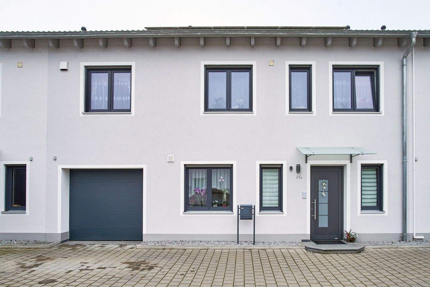 Reihenmittelhaus zum Kauf - Mehr