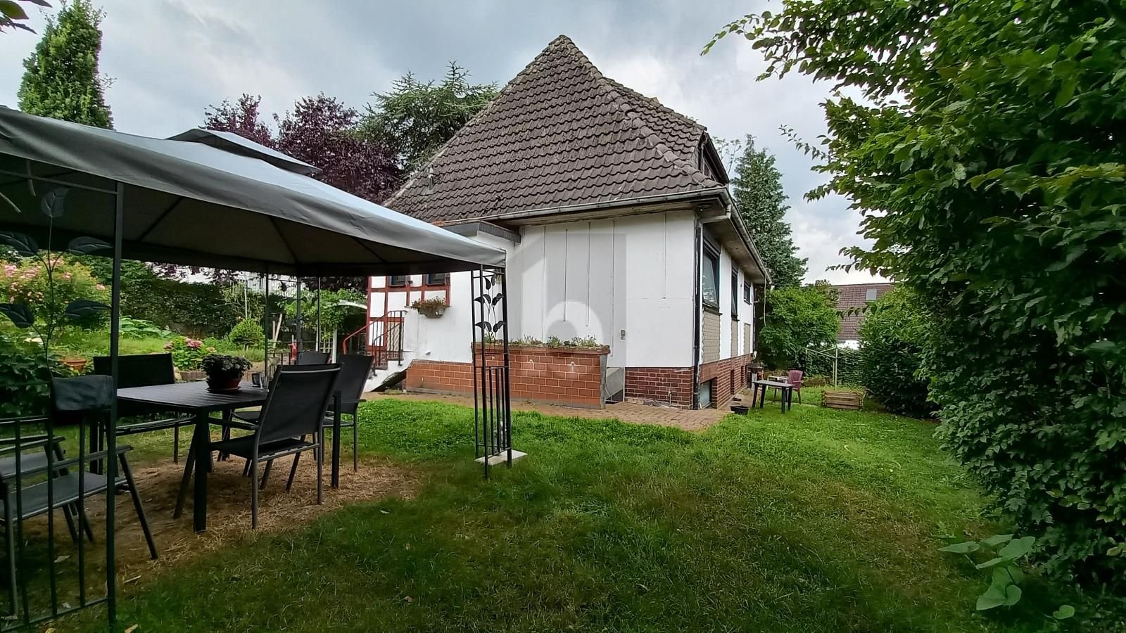 Einfamilienhaus zum Kauf 250.000 € 5 Zimmer 131 m²<br/>Wohnfläche 783 m²<br/>Grundstück Arbergen Bremen 28307