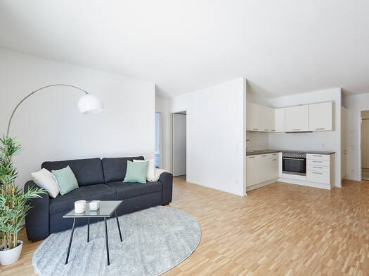 Wohnung zur Miete 995 € 2 Zimmer 59,5 m² 3. Geschoss Wartenberger Straße 42 Alt-Hohenschönhausen Berlin 13053