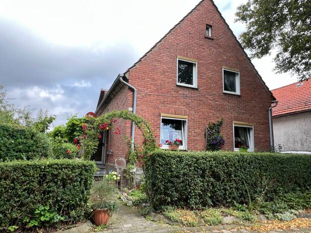 Einfamilienhaus zum Kauf 80.000 € 6 Zimmer 100 m² 438 m² Grundstück Rother Winkel 21 Rothe Beverungen 37688