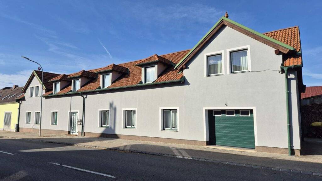 Mehrfamilienhaus zum Kauf 550.000 € 10 Zimmer 375 m² 399 m² Grundstück Schöngrabern 2020