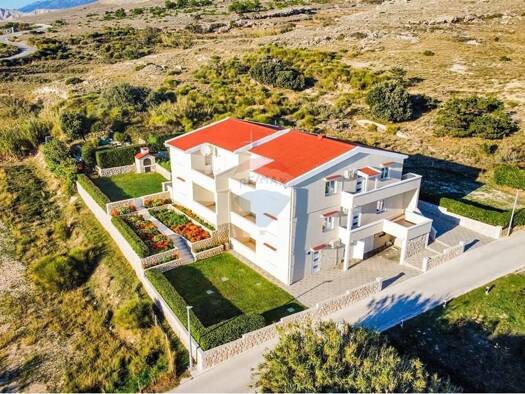 Einfamilienhaus zum Kauf 1.280.000 € 21 Zimmer Pag 23250