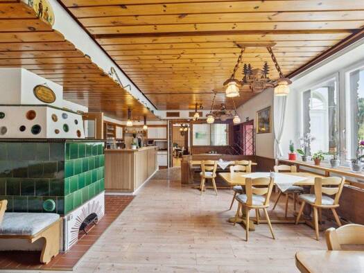 Hotel zum Kauf 990.000 € 16 Zimmer 5.066 m² Grundstück Bonndorf Bonndorf im Schwarzwald 79848