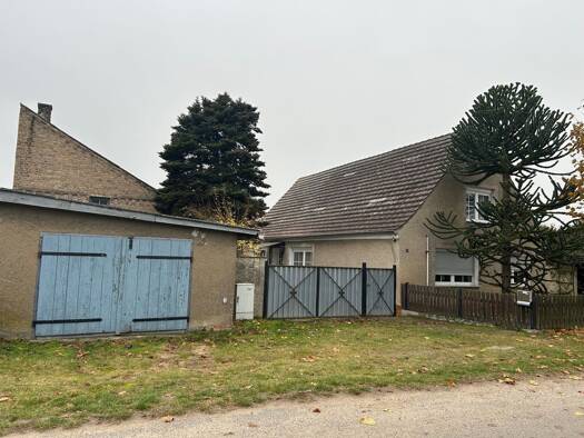 Einfamilienhaus zum Kauf provisionsfrei 150.000 € 3 Zimmer 100 m² 2.500 m² Grundstück Lögow 16845