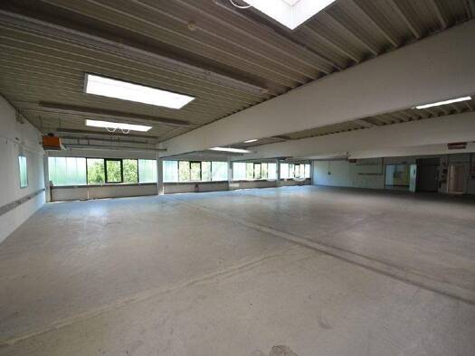 Halle/Industriefläche zur Miete 6,60 € 1.175 m² Lagerfläche teilbar ab 495 m² Barsbüttel 22885