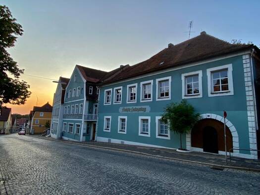 Gewerbeobjekt zum Kauf als Kapitalanlage geeignet 1.400.000 € 1.970 m² 2.255 m² Grundstück Neustadt Neustadt an der Aisch 91413