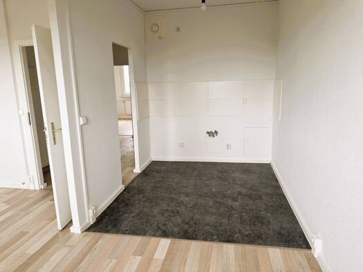 Wohnung zur Miete 369 € 3 Zimmer 56 m² 4. Geschoss frei ab sofort Am Bruchsee 24 Nördliche Neustadt West 06122