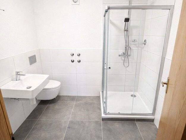 Wohnung zum Kauf provisionsfrei 184.000 € 3 Zimmer 90 m² 1. Geschoss Heuholzerstrasse 11 Untersteinbach 74629