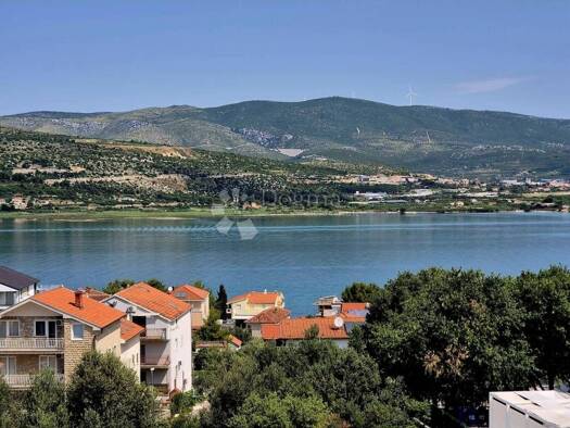 Haus zum Kauf 650.000 € 9 Zimmer 156 m² Mastrinka, Trogir - Okolica Trogir