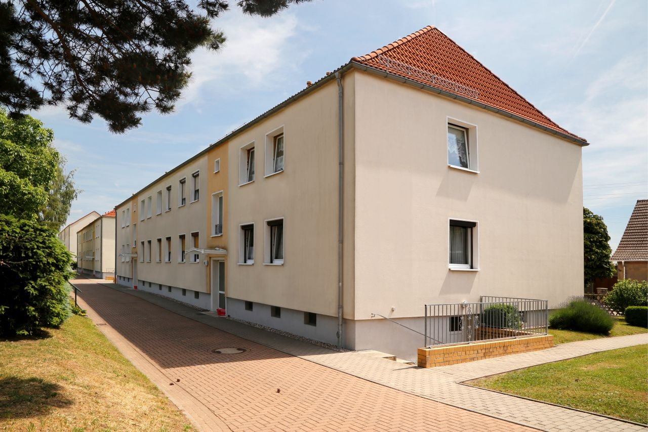 Wohnung zur Miete 396,50 € 3 Zimmer 61 m²<br/>Wohnfläche EG<br/>Geschoss 01.12.2024<br/>Verfügbarkeit Th.-Müntzer Str. 42 Mücheln Mücheln 06249