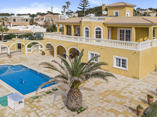 Einfamilienhaus zum Kauf 3.300.000 € 584 m² 2.400 m² Grundstück Cala 0