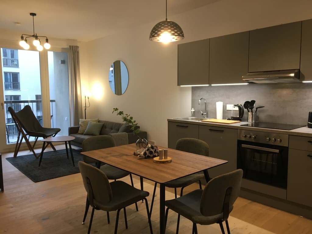 Wohnung zur Miete Wohnen auf Zeit 2.390 € 2 Zimmer 53 m²<br/>Wohnfläche 06.02.2025<br/>Verfügbarkeit Bornholmerstraße Prenzlauer Berg Berlin 10439