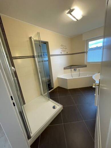 Wohnung zur Miete 1.400 € 4 Zimmer 112 m² Geschoss EG/4 frei ab sofort Bubenheim Koblenz 56070