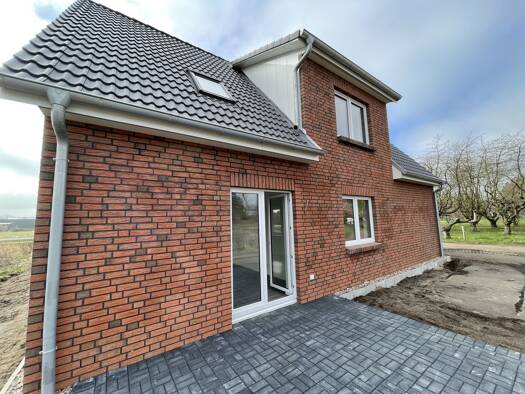 Wohnung zur Miete 1.260 € 3 Zimmer 105 m² frei ab 01.05.2026 Drennhausen Drage 21423