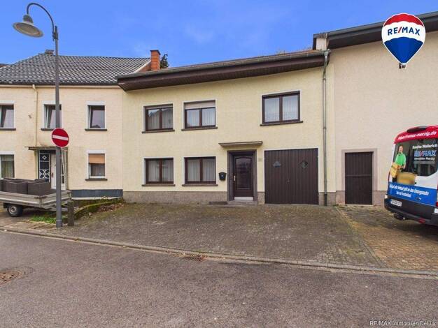 Reihenmittelhaus zum Kauf 79.000 € 6 Zimmer 134 m² 531 m² Grundstück Kastel-Staadt 54441