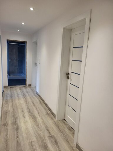 Wohnung zur Miete 670 € 3 Zimmer 77,9 m² frei ab sofort Zwenkau Zwenkau 04442