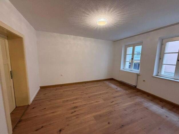 Wohnung zur Miete 765 € 2 Zimmer 61,2 m² 1. Geschoss frei ab 01.03.2026 Ludwigstr.48 Lorenz Nürnberg 90402
