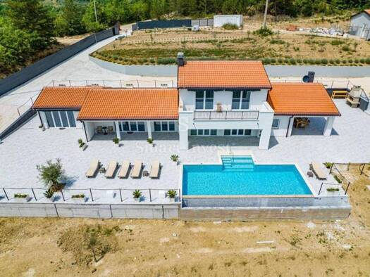 Haus zum Kauf 1.850.000 € 10 Zimmer 387 m² Cerovlje