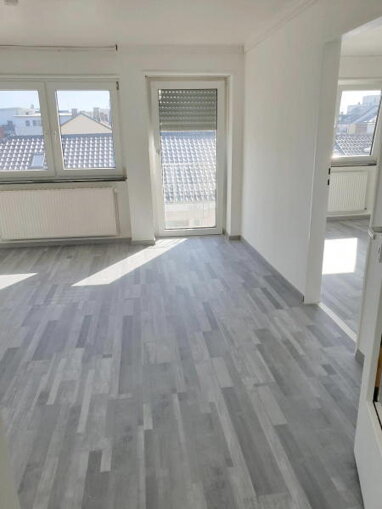 Wohnung zum Kauf 205.000 € 3 Zimmer 70 m² 5. Geschoss Mitte / Stadtbezirk 111 Ludwigshafen am Rhein 67059