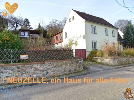 Haus zum Kauf 104.246 € 6 Zimmer 226 m² 1.992 m² Grundstück frei ab sofort Bahnhofstraße 9 Neuzelle 15898