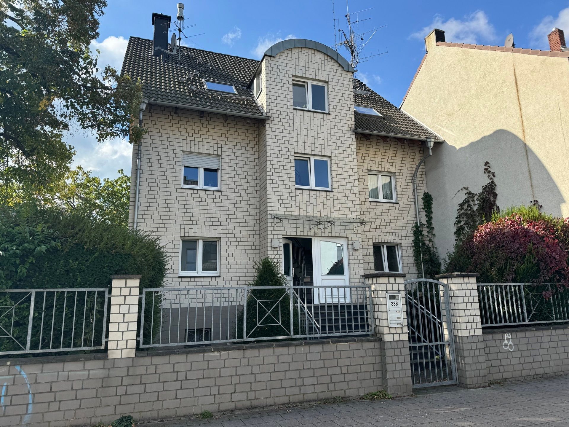 Wohnung zur Miete 739 € 3 Zimmer 87 m²<br/>Wohnfläche EG<br/>Geschoss ab sofort<br/>Verfügbarkeit Mülgaustraße 336 Mülfort Mönchengladbach 41238