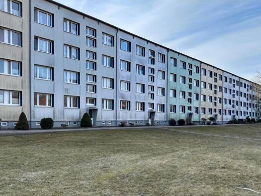 Wohnung zum Kauf 172.000 € 7 Zimmer 162,7 m² Milmersdorf 17268