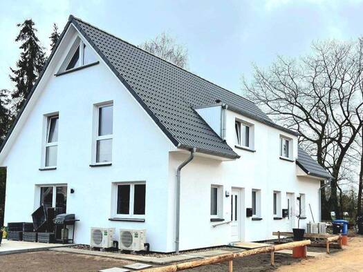 Doppelhaushälfte zur Miete 1.450 € 4 Zimmer 115 m² 250 m² Grundstück Sülfeld 23867