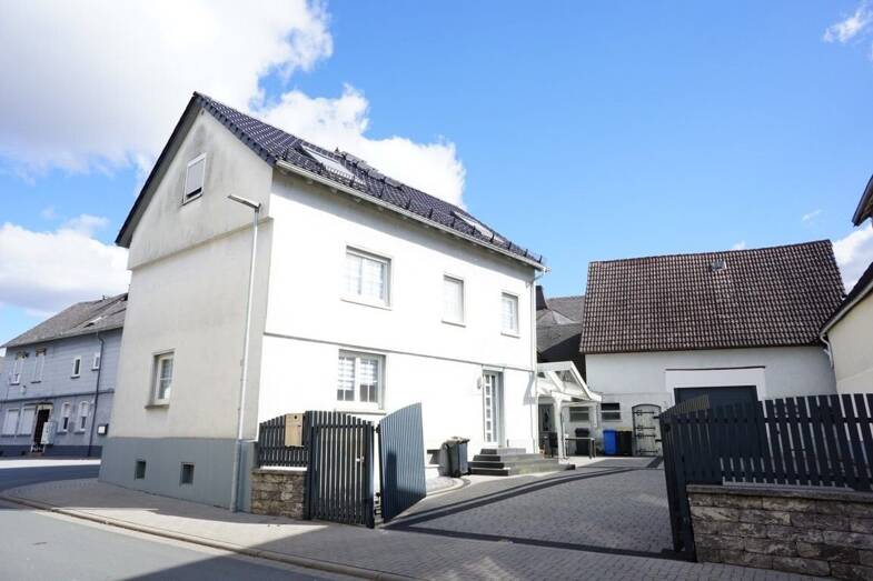 Einfamilienhaus zum Kauf 269.000 € 4 Zimmer 173,4 m² 474 m² Grundstück frei ab 01.07.2025 Aßlar Aßlar 35614