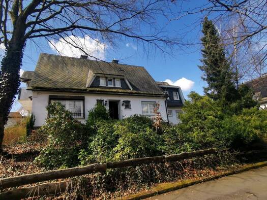 Mehrfamilienhaus zum Kauf als Kapitalanlage geeignet 250.000 € 9 Zimmer 271 m² 1.026 m² Grundstück Derschen 57520