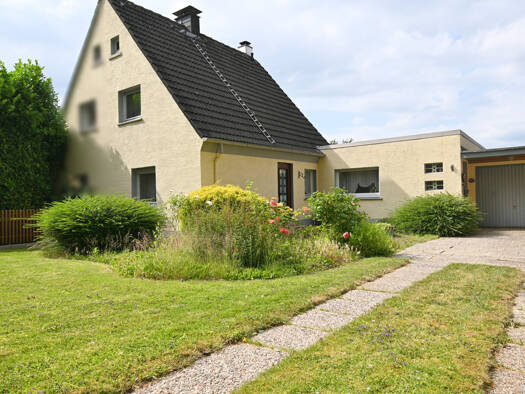 Doppelhaushälfte zum Kauf 285.000 € 5,5 Zimmer 120,2 m² 700 m² Grundstück Unna 59423