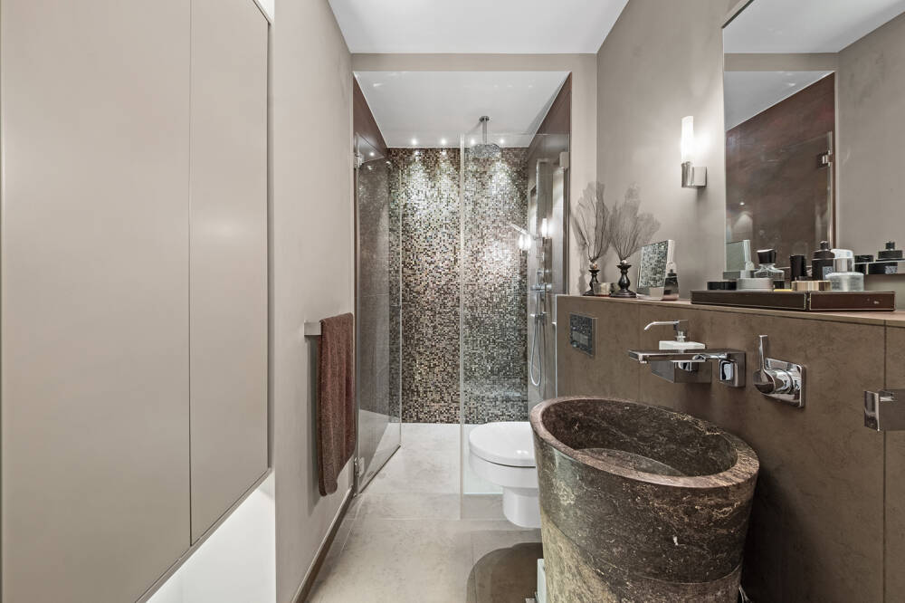 Property thumbnail 12